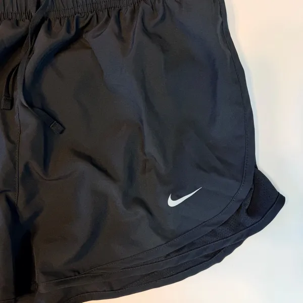 Nike Running Shorts Dri-FIT Tempo Womens Medium Black 831558-014 Gym Workout New - Image 5