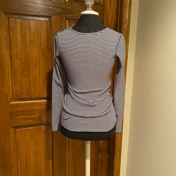 Scotch and Soda Striped Long Sleeve Tee with buttons on shoulder 💜 - Image 3