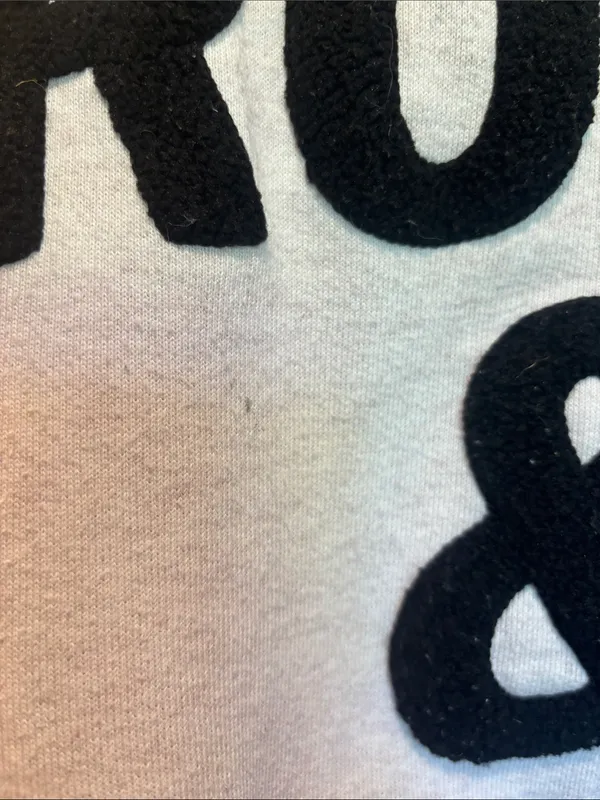ROCK AND ROLL SWEATSHIRT WHITE WITH BLACK CHENILLE LETTERING
SIZE LARGE PRELOVED - Image 8