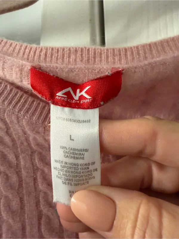 Anne Klein Pink 100% Cashmere Cable Knit Crewneck Sweater - Image 2