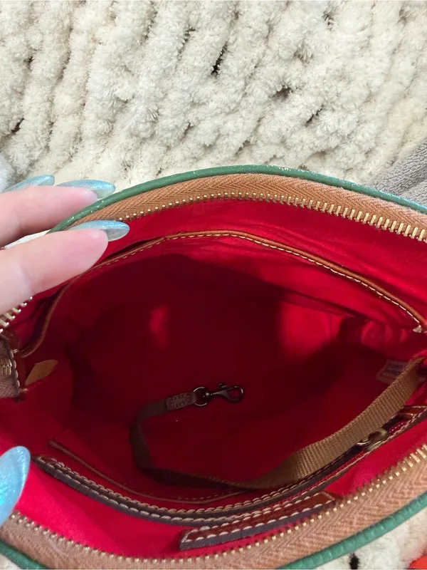 Dooney & Bourke Emerald Green Pebbled Leather Shoulder Bag with Brown Trim - Image 10