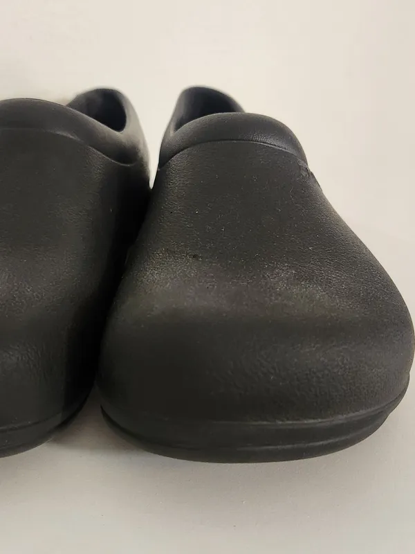 Crocs On The Clock Black Work Clogs Size Womens 7 Mens 5 Flaw - Image 2