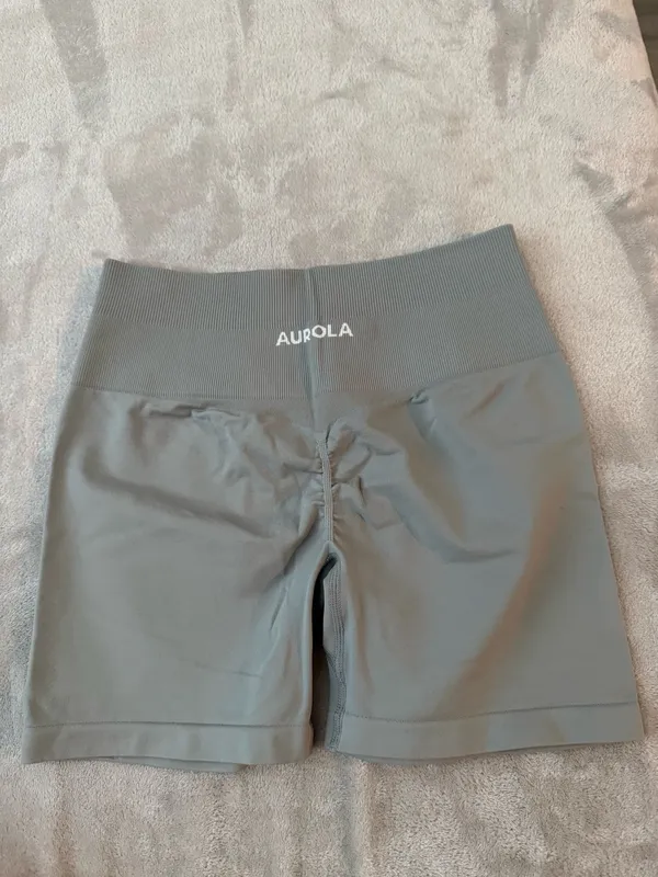 Aurola gym shorts - Image 2