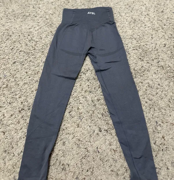 AYBL Seamless Leggings - Image 4