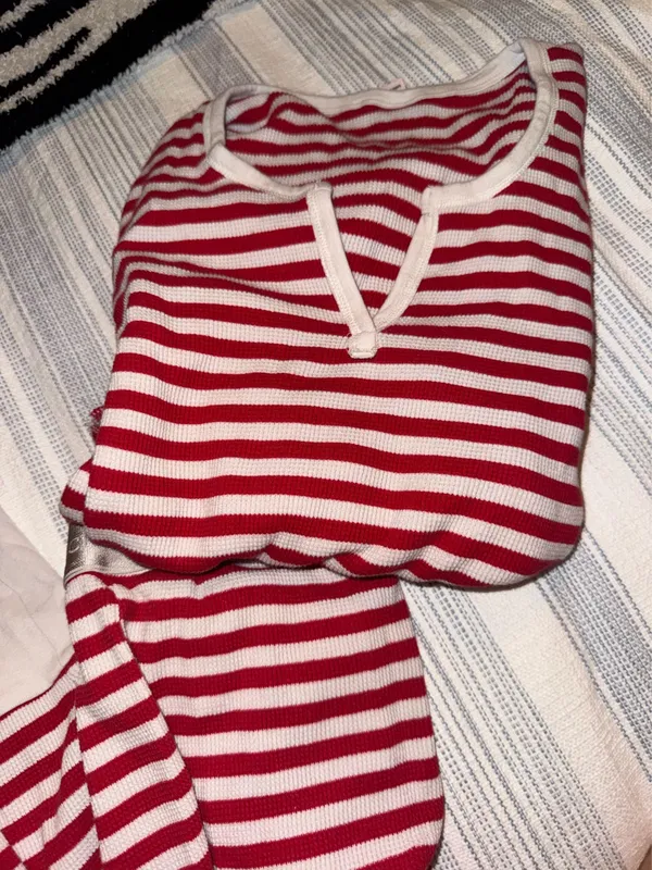 Victoria’s Secret Pajama Set - Image 3