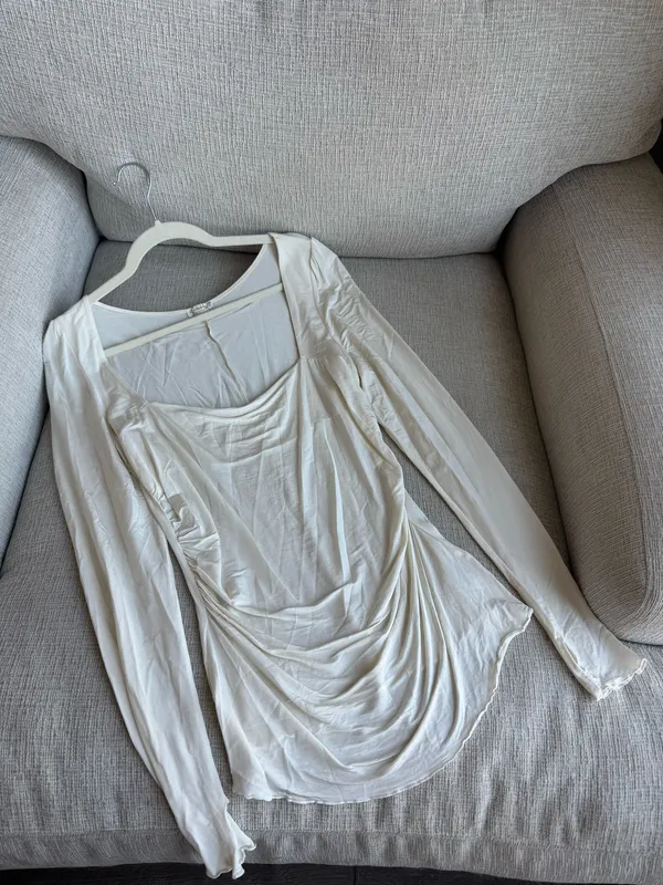 Free People Lightweight ruched sides longsleeve - Image 2