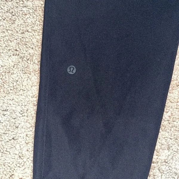 Lululemon On The Fly‎ Jogger Black 8 - Image 9