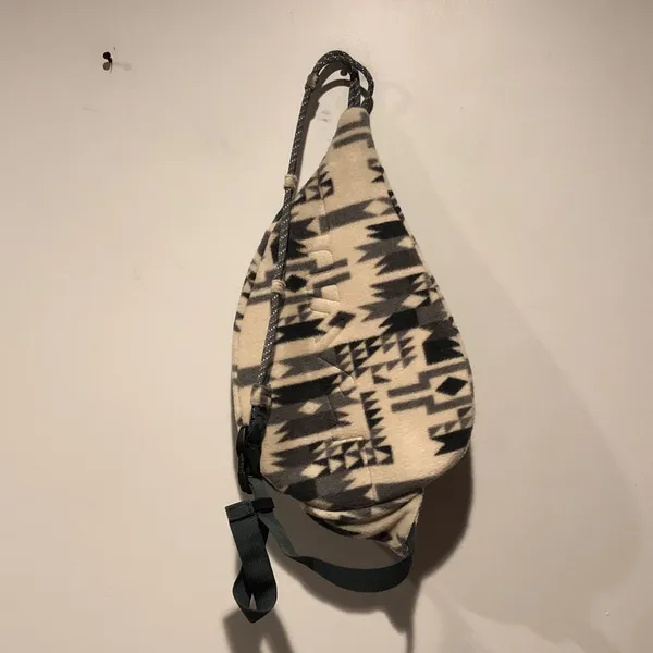 Kavu Aztec Print Rope Sling Bag - Image 3
