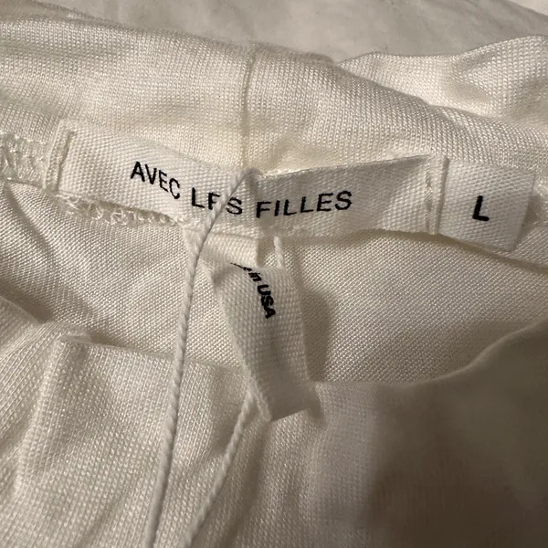 Avec Lea Filles White Mock Neck Shirt - NWT - Size L - Image 6