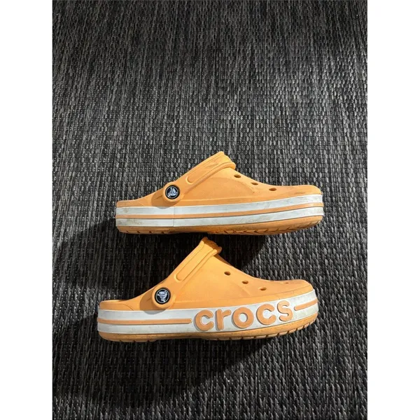 Crocs Iconic Comfort Bayaband Clogs Orange Womens Size 7 - Image 4
