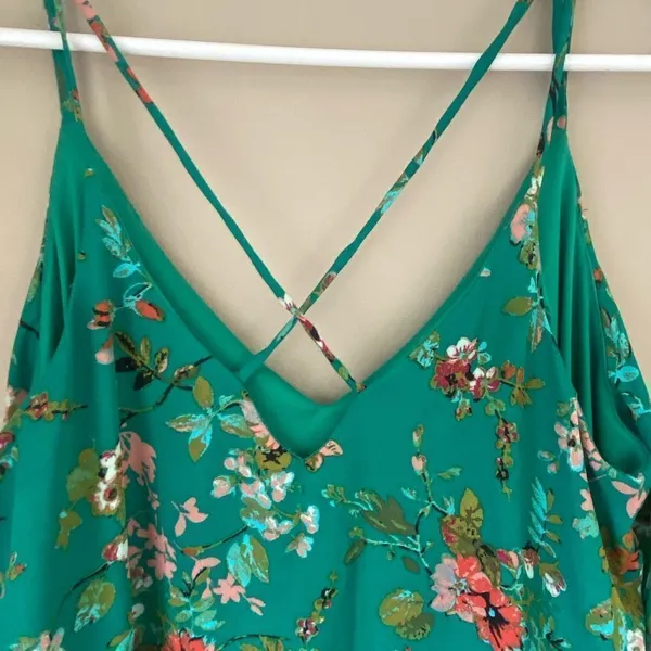 Strappy green floral dress size medium - Image 4