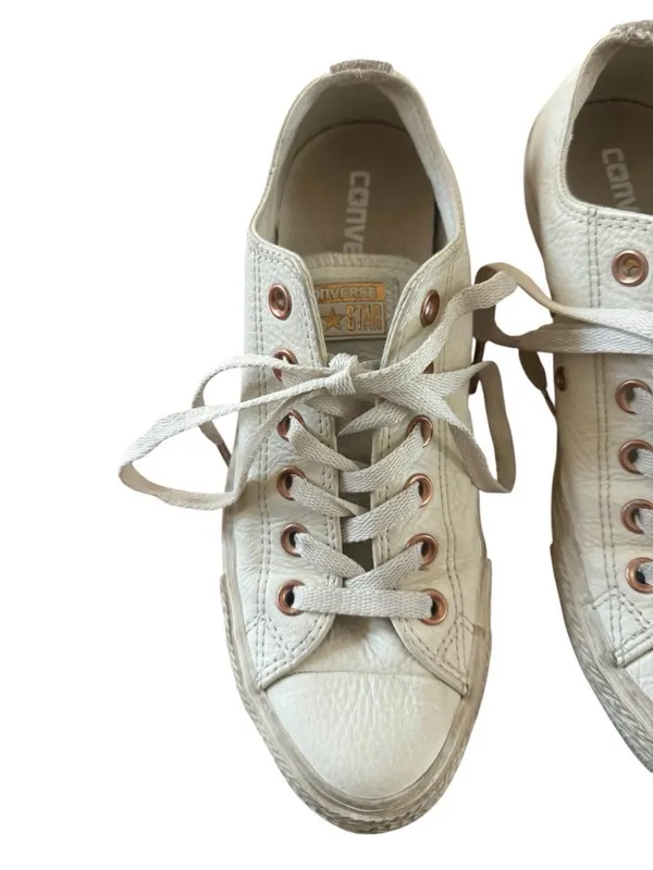 Converse Chuck Taylor All Star low-top sneakers in ivory leather Size 8 Women’s - Image 4