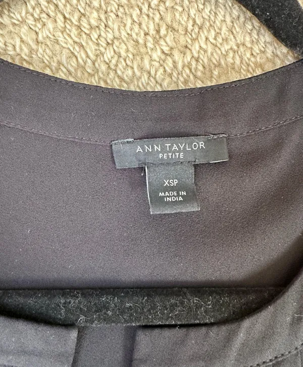 Ann Taylor Top - Image 3