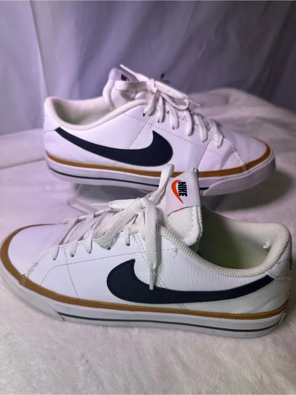 Nike White Sneakers with Black Swoosh and Orange Accent - Image 3