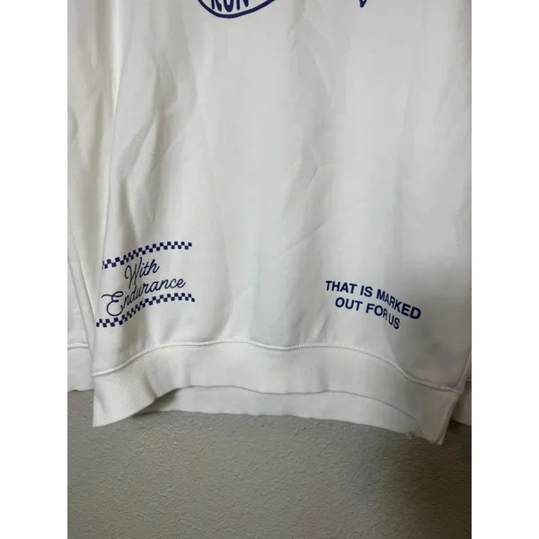 Elevated Faith Run Race‎ Graphic Crewneck Sweatshirt White Hebrews12:1 Size XS - Image 4