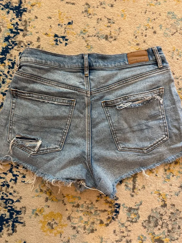 American Eagle Shorts - Image 2