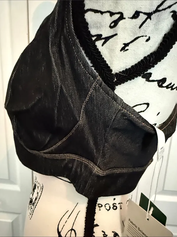 HALARA Black Denim-Inspired Crop Tank - Image 5