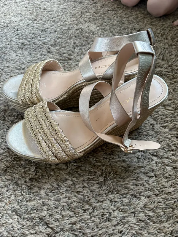 Coach Isabela Leather Wedge Sandals size 10B - Image 5