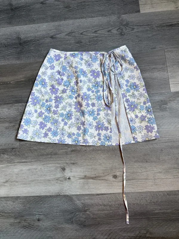 Peppermayo Wrap Floral Mini Skirt US 2 Feminine Spring Summer - Image 4