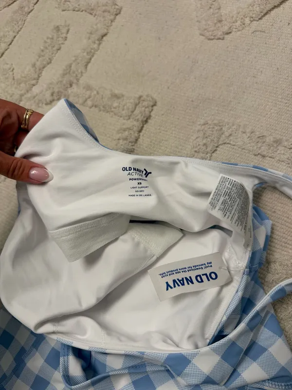 Old Navy Workout Set - Image 3