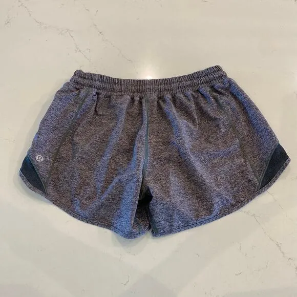 Lululemon Hotty Hot Short II Long‎ 4" Size 6 Tall - Image 2