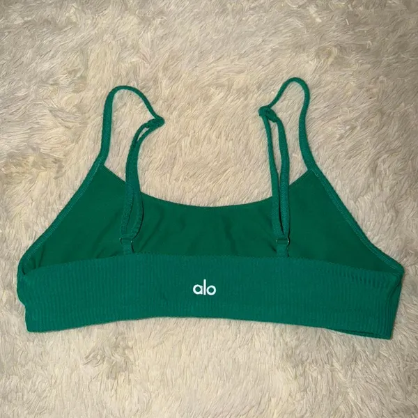 ALO Yoga Ribbed Manifest Bra Green Emerald Size Medium NWOT - Image 2