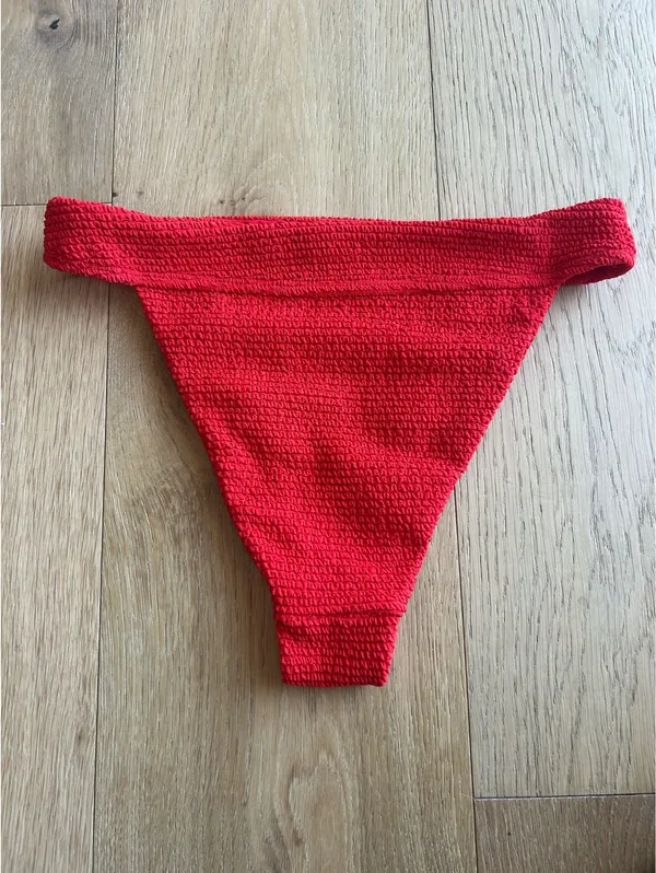 Pacsun bikini bottoms red NEVER WORN - Image 2