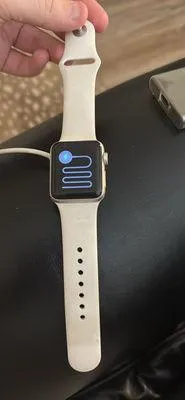 Apple Watch Series 3 - Image 2