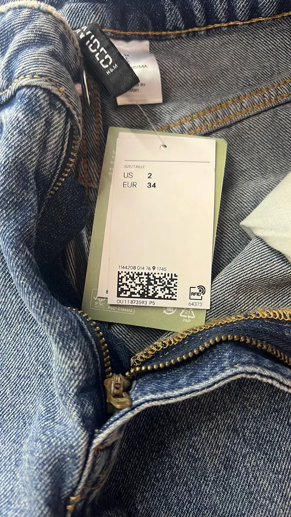 H&M Jean Shorts Denim Blue - Image 3