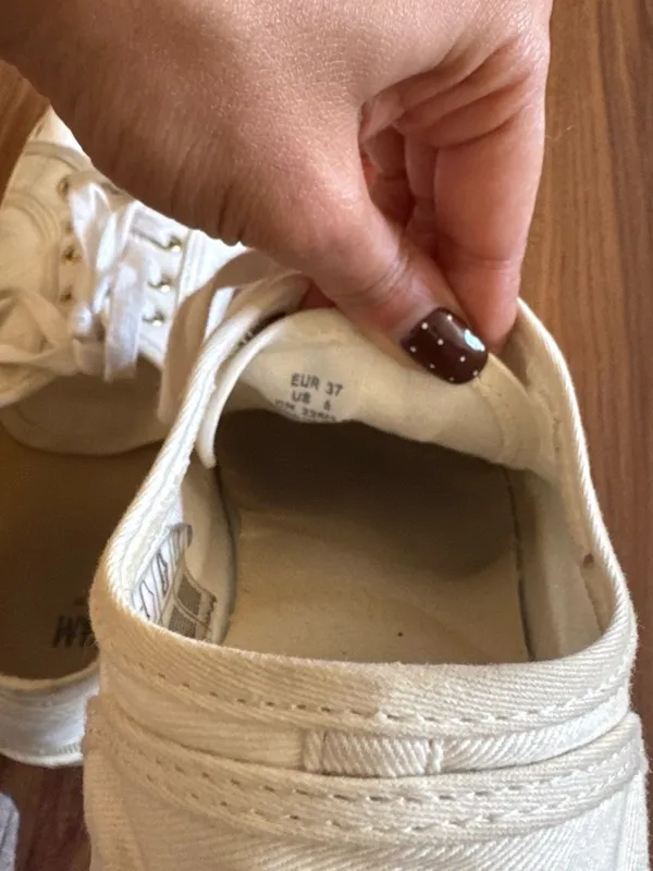H&M White Canvas Lace-Up Women's Sneakers (6) - Image 4