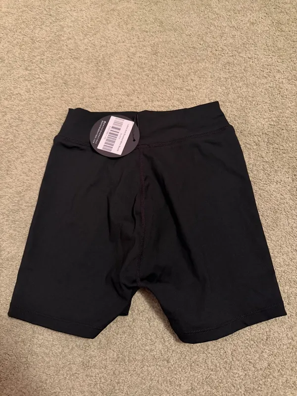 White Fox Boutique Shorts Biker - Image 2
