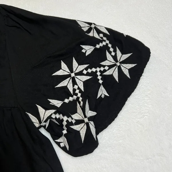 Old Navy Split Neck Embroidered Boho Blouse Size S Boho Peasant Festival Casual - Image 6