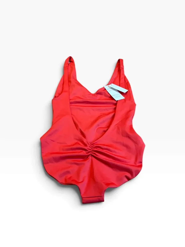 LONDRE minimalist one piece swimsuit - Image 4