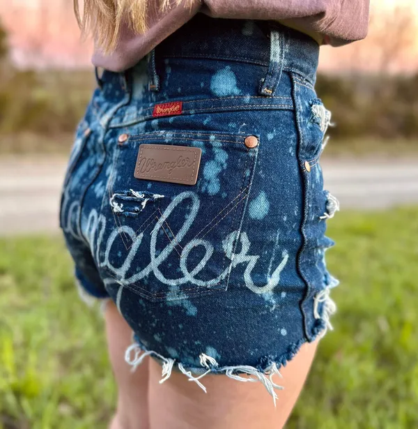 Wrangler Bleached  Shorts - Image 6