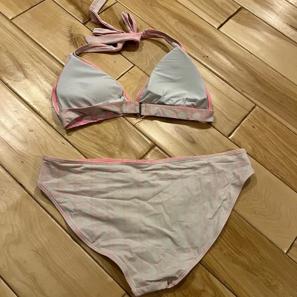 Vineyard Vines Swim Suit - Image 2