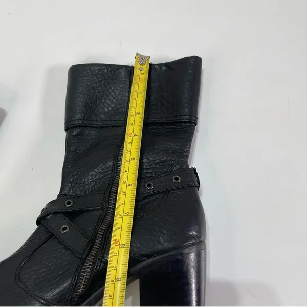 Born Boots Wmn 7.5 Gilary Blck Pebbled Leather Moto Block Heel Biker Belt Strap - Image 8