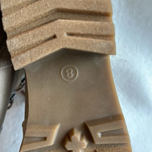 NWOT Universal Thread Combat Hiker Boots tan size 8 - Image 6