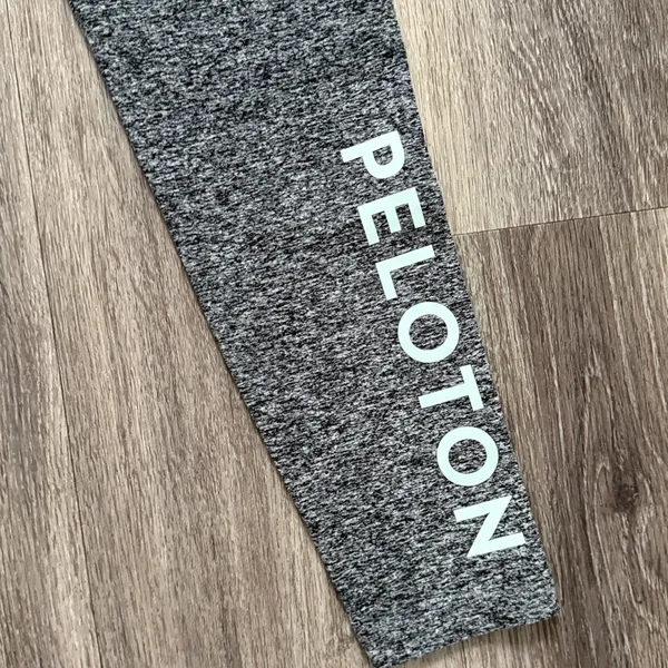 Beyond Yoga x Peloton Charcoal Leggings Mid Rise 25” Size Small Spinning - Image 3