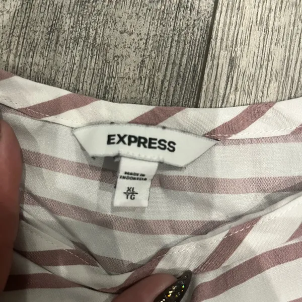 Express XL Womens Striped Blouse Ties in Back Round Neck‎ 3/4 Sleeves - Image 4