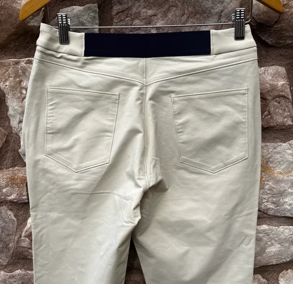 Women’s Peter Millar Tech Pant The Summit Club Beige Size 6 Golf NWT - Image 8