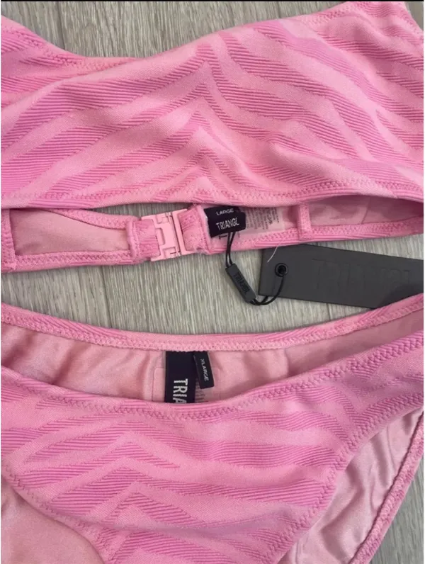 Triangl swim suit bikini set  - Image 3