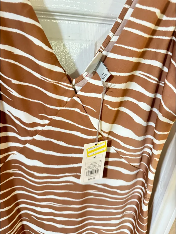 Never Worn Target Dress Brown Size M - Image 3