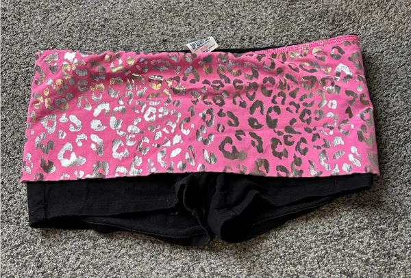 PINK Victoria’s Secret Fold Over Shorts - Image 5