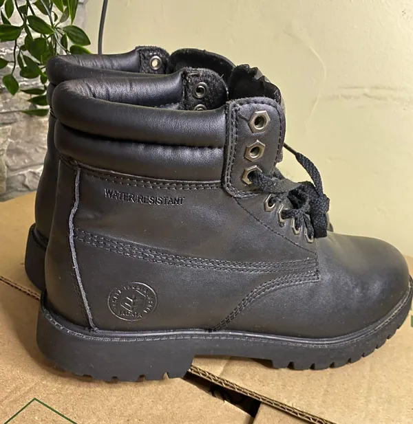 Mens Jacata Leather Water Resistant Boots Size 8 - Image 3