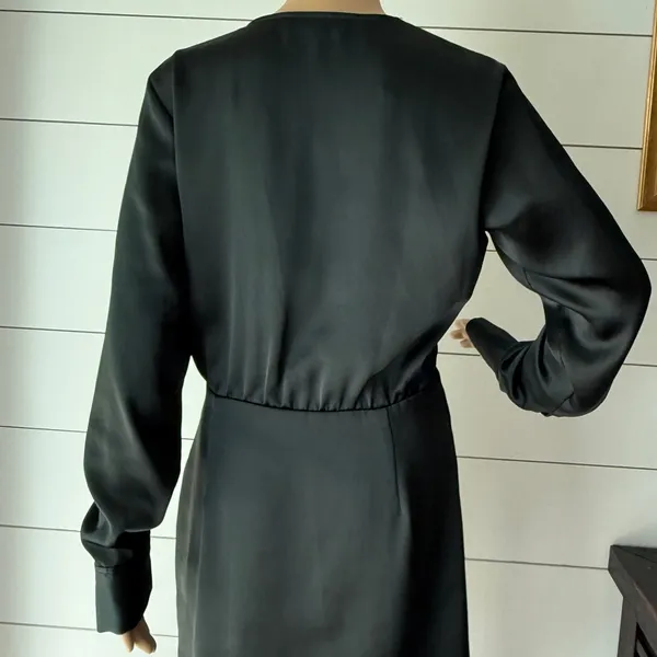 Zara Dark Green Long Sleeve Wrap Satin Dress Sz M - Image 6