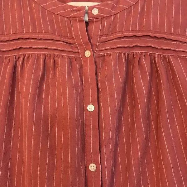 Loft Women’s Button Down Long Sleeve Blouse Pink White Size Small - Image 2