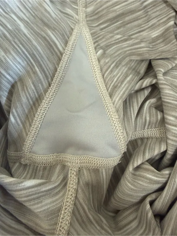Outdoor Voices Flow 7" Bike Shorts Heathered Oatmeal Size S Small - Image 10