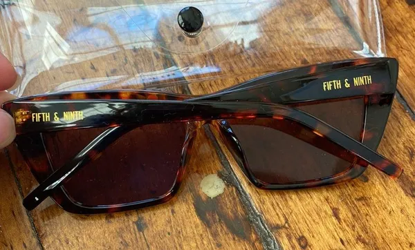 Cateye sunglasses Brown - Image 2