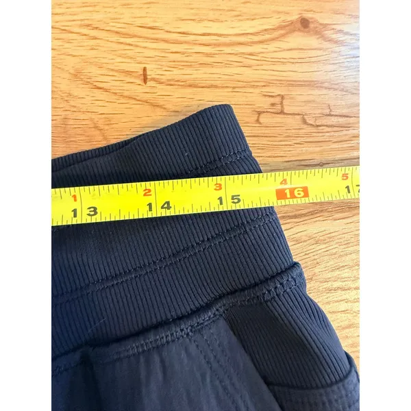 Lululemon‎ Dance Studio Crop Black Lightweight Joggers Size 10 - Image 10