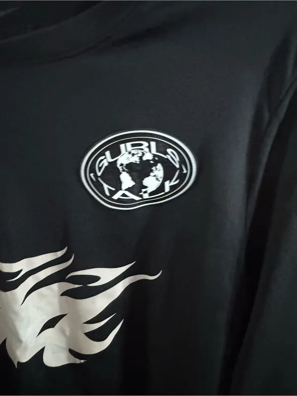 Nike ‘Gurls Talk’ MAD LOVE ‘3’ Adwoa Aboah Xx Football Top 725884-010 Medium - Image 4
